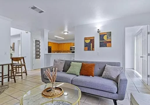 Spacious south austin home near downtown & McKinney Falls