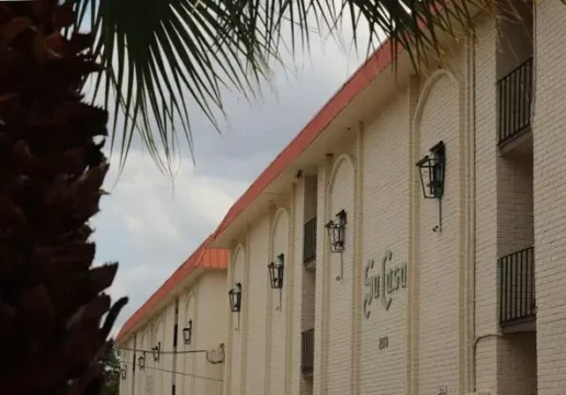 Su Casa Apartment Homes