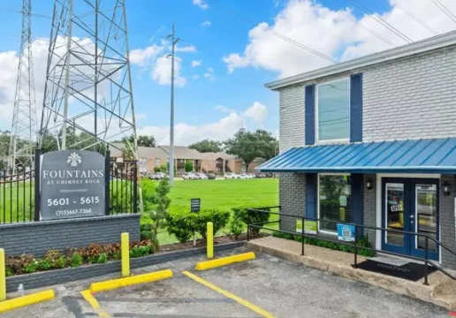 Fountains at Chimney Rock
