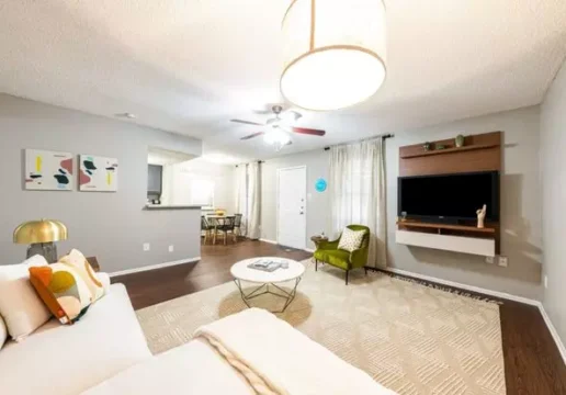 Polaris On The Park - Renovated Apartments. Best Prices In South Austin.