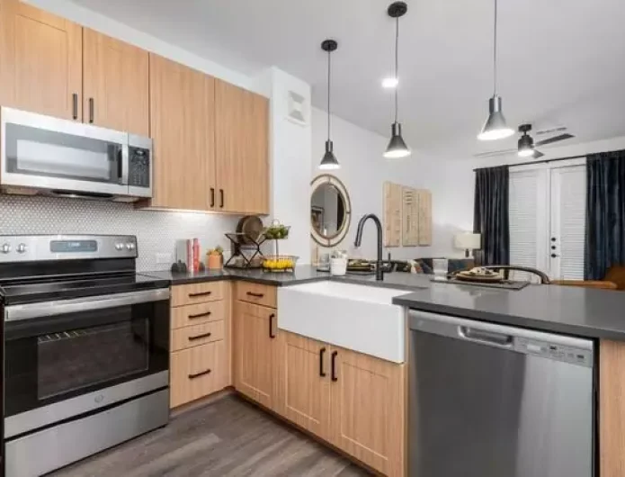 Troubadour Apartments