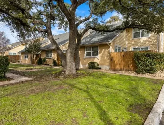 The Arbors at Tallwood