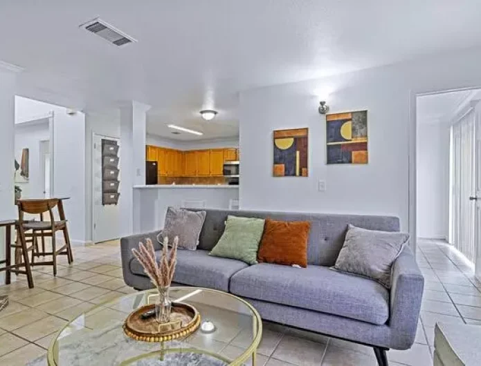 Spacious south austin home near downtown & McKinney Falls