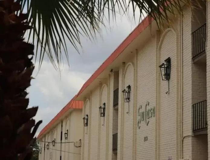 Su Casa Apartment Homes