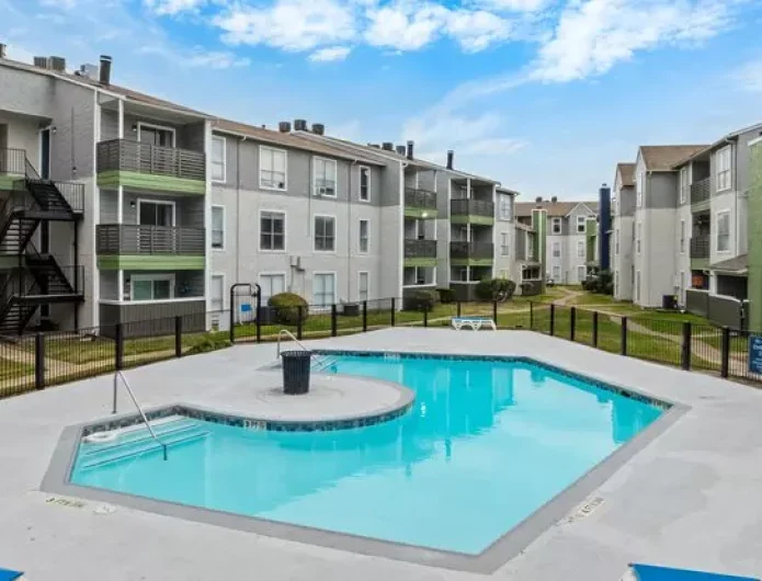 Parkway And Parkgreen On Bellaire